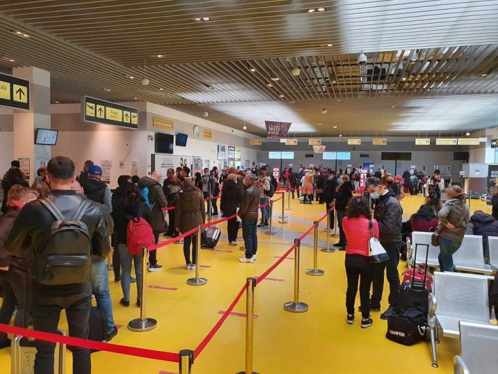 Хаос в аэропорту Ясс из-за отмены рейсов.