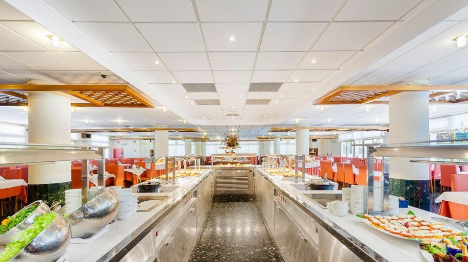 😍 Spain 👄 Курорт Blanes! !!! 💙 Приятный отель 4*! 💛 Забирайте 💜