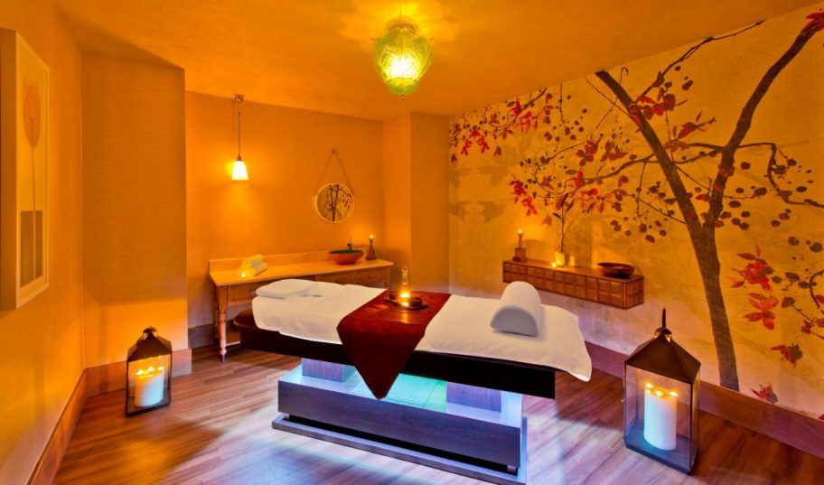 📣 🔥 LAST MINUTE 🎯 Doar Azi: Destinație de Top la Preț Special! 🔥 🏖 6 nopți de vis în ANTALYA la hotelul spectaculos Titanic Deluxe Lara 5★ 📆 Plecare: 05.05.2025 💰 De la 970€