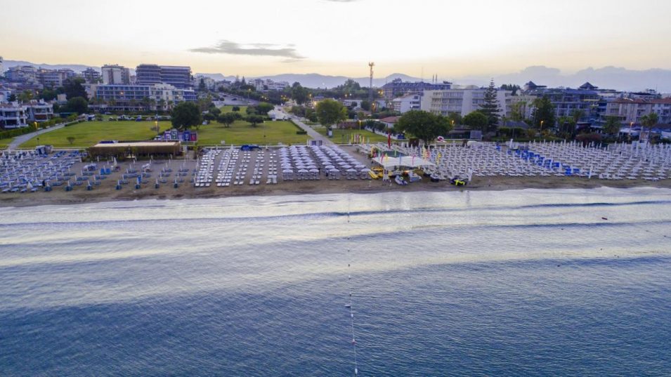 🔥 OFERTĂ FIERBINTE DOAR ASTĂZI! 🔥  📆 Plecare: 01.05.2025 🏨 Alexia Resort & Spa | Side, Turcia  💶 De la 608€