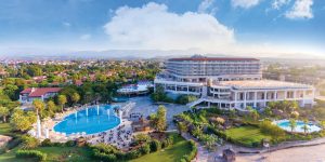 Turcia te așteaptă cu rafinament la malul mării –  plajă cu nisip fin și servicii de top.” 🌅 din 19.06 , de la 750 euro