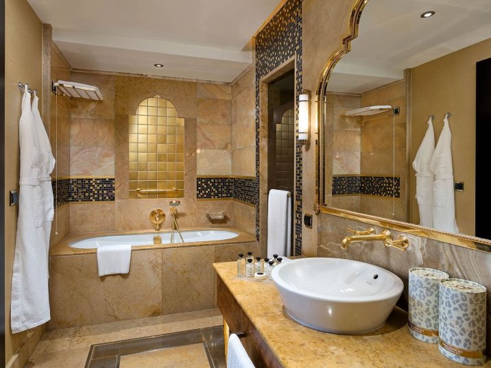 🌴 Vacanță de Vis la Super Preț – Doar Azi! 📍 Antalya, Lara | ✈️ Plecare: 05.05.2025 📆 6 nopți de vis | 💑 2 persoane | 💸 de la 1125€