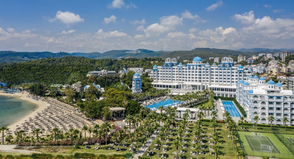 🔥 „Ofertă fierbinte de mai: plecare pe 02 mai, doar de la 570€ – Rubi Platinum te așteaptă în Alanya!”